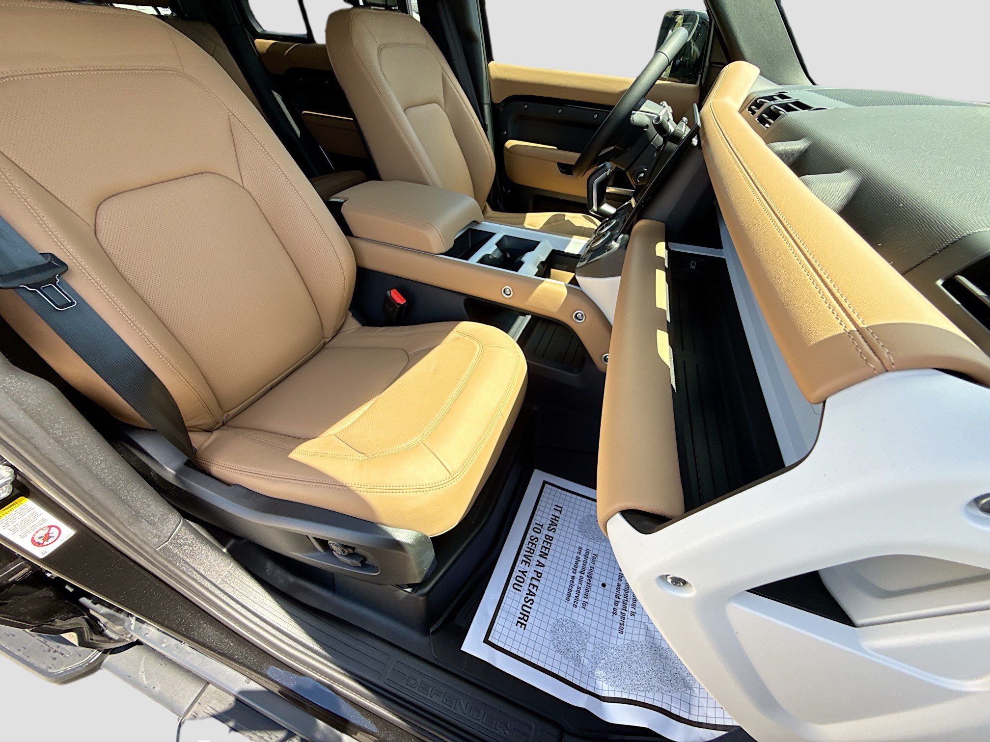 New 2026 Land Rover Defender 110 X-Dynamic SE AWD/4WD image 15