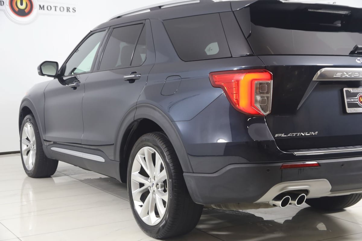 Used 2022 Ford Explorer Platinum w/ Equipment Group 601A AWD/4WD image 26