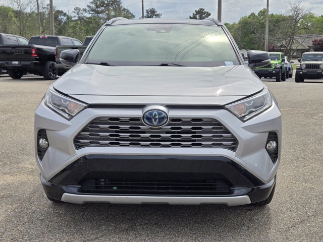 Used 2020 Toyota RAV4 XSE w/ XSE Grade Weather Package AWD/4WD image 2