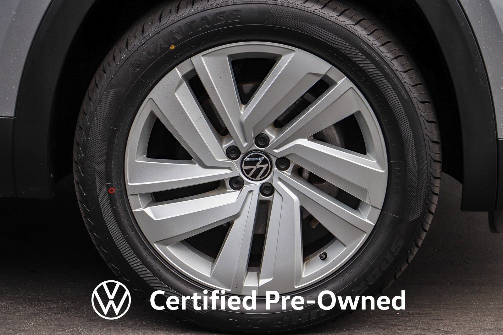 Certified 2022 Volkswagen Atlas Cross Sport SE AWD/4WD image 12