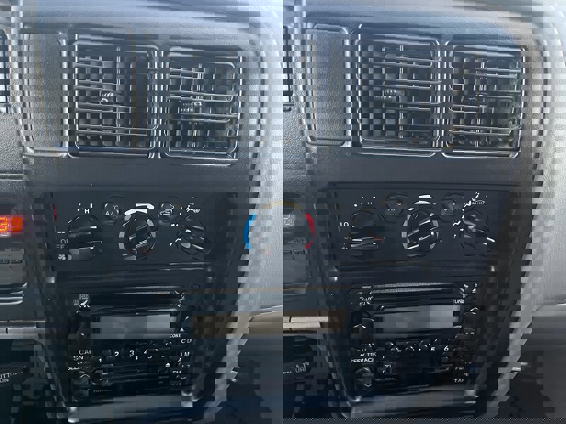 Used 2004 Toyota Tacoma PreRunner image 17