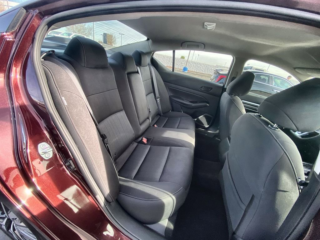 Used 2023 Nissan Altima 2.5 SV image 16