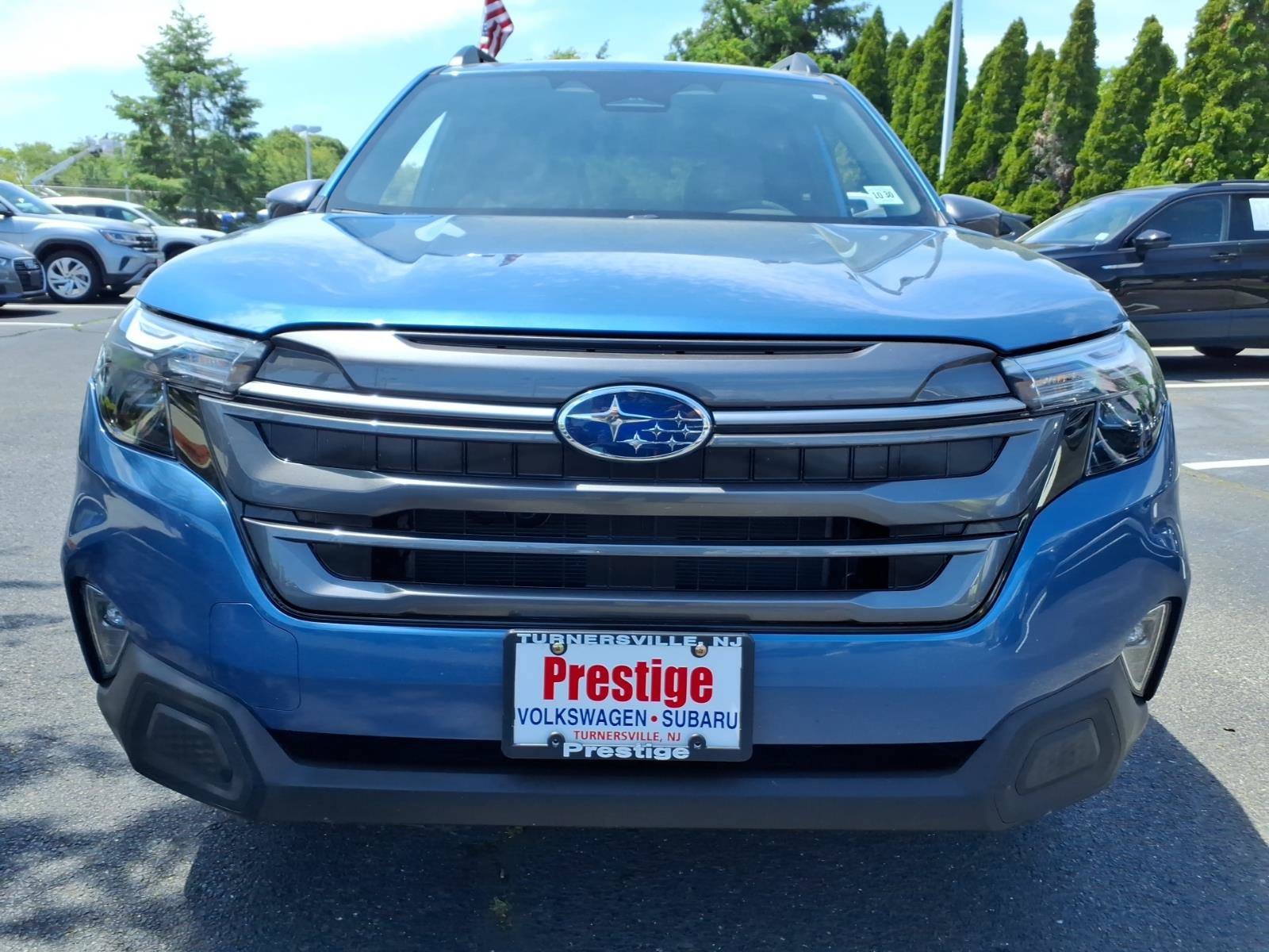 Certified 2025 Subaru Forester Premium AWD/4WD image 6
