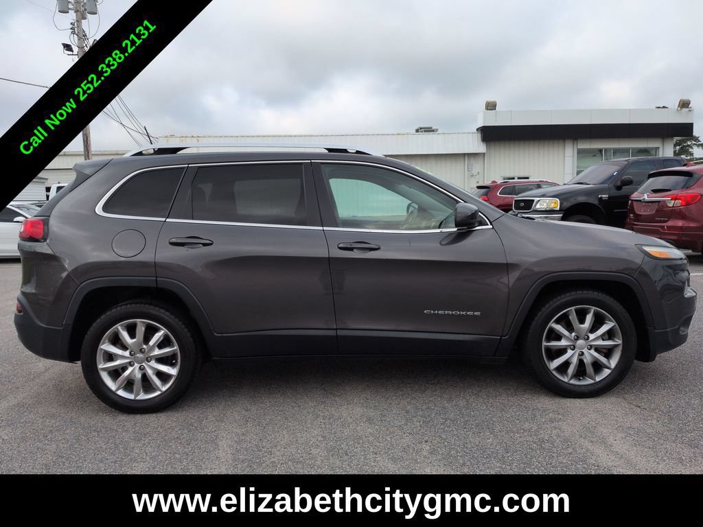 Used 2018 Jeep Cherokee Limited FWD image 3