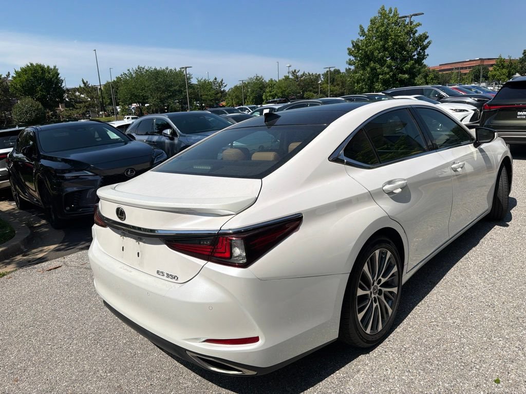 Used 2021 Lexus ES 350 w/ Premium Package FWD image 14