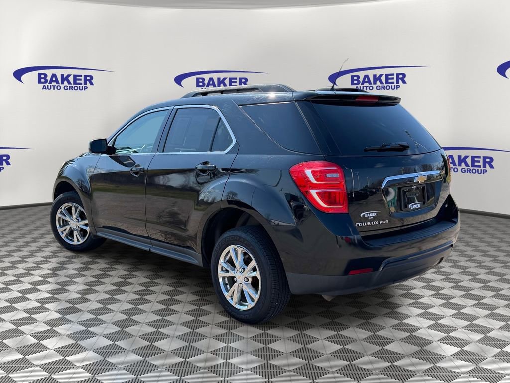 Used 2017 Chevrolet Equinox LT w/ Driver Confidence Package II image 4