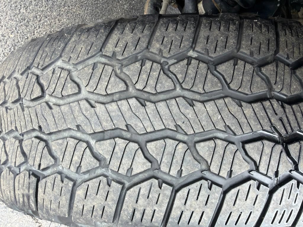 Used 2018 Toyota 4Runner SR5 AWD/4WD image 49