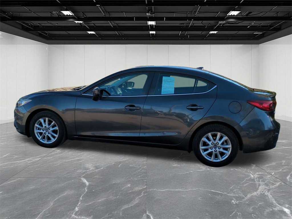 Used 2015 MAZDA MAZDA3 i Touring w/ Technology Package image 4