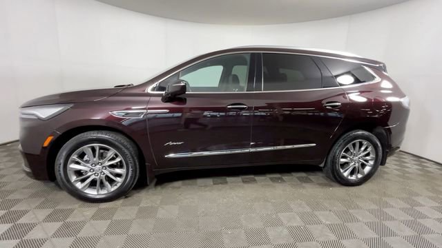 Used 2023 Buick Enclave Avenir w/ Trailering Package, 5000 lbs. AWD/4WD image 8