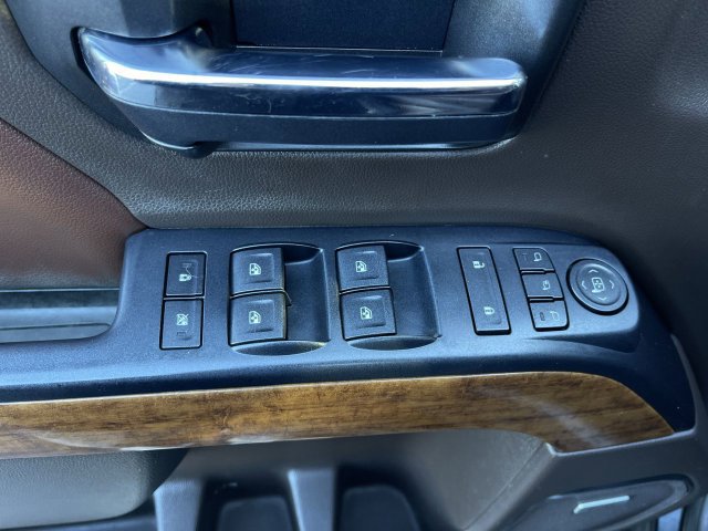Used 2015 Chevrolet Silverado 2500 High Country w/ Duramax Plus Package AWD/4WD image 22