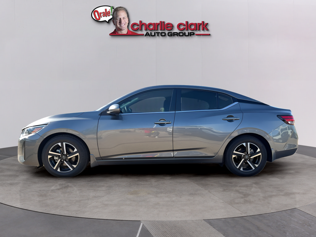 Used 2025 Nissan Sentra SV w/ All-Weather Package FWD image 2