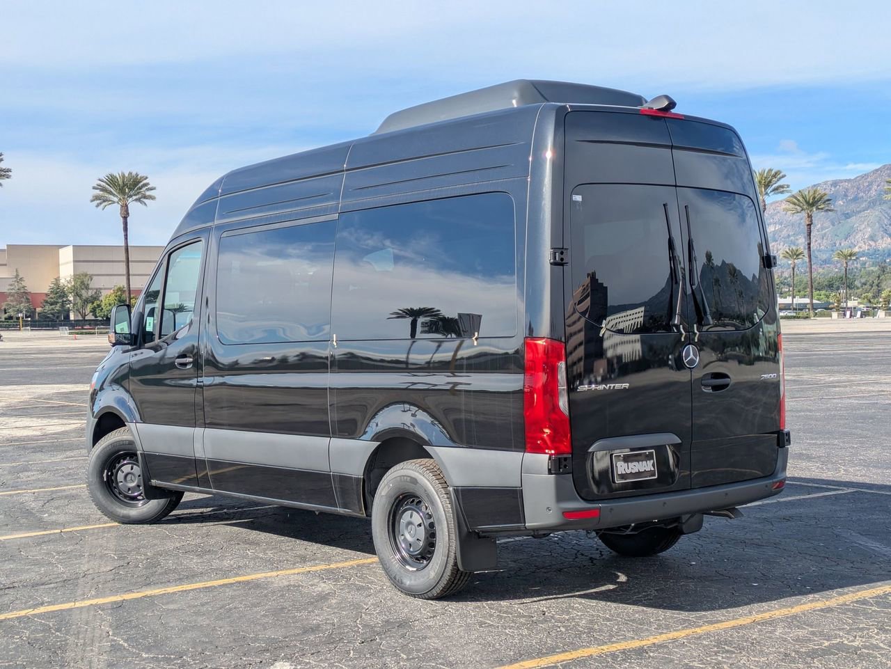 New 2025 Mercedes-Benz Sprinter 2500 image 2