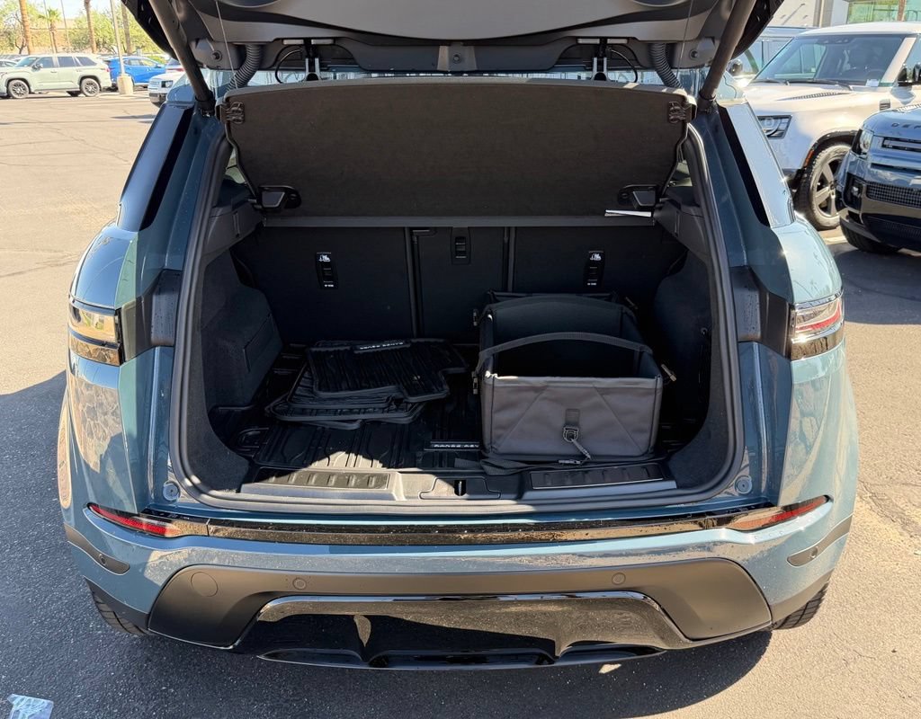 New 2026 Land Rover Range Rover Evoque S AWD/4WD image 16