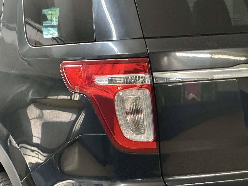 Used 2013 Ford Explorer 4WD image 12