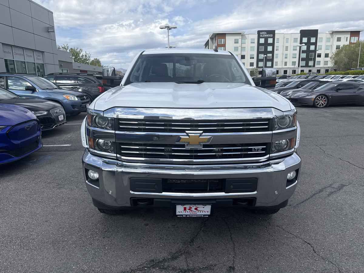 Used 2016 Chevrolet Silverado 2500 LTZ image 3