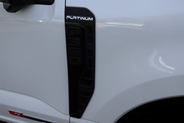 Used 2025 Ford F350 Platinum image 25