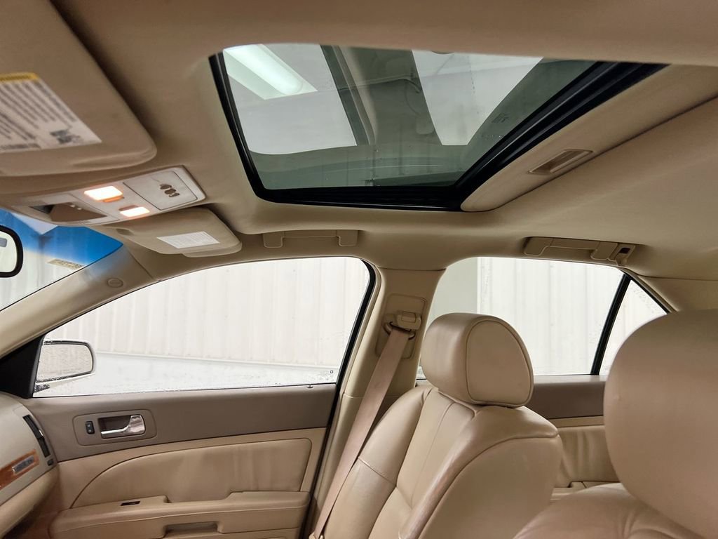 Used 2006 Cadillac STS w/ Preferred Equipment Group RWD image 18
