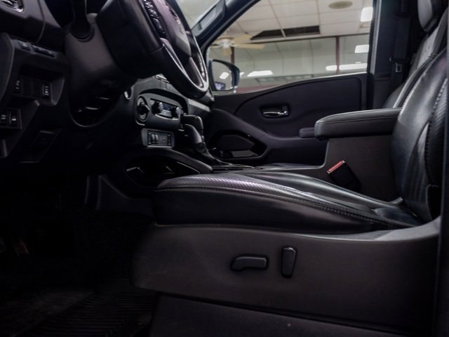 Used 2022 Nissan Frontier PRO-4X w/ Pro-4X Premium Package image 9
