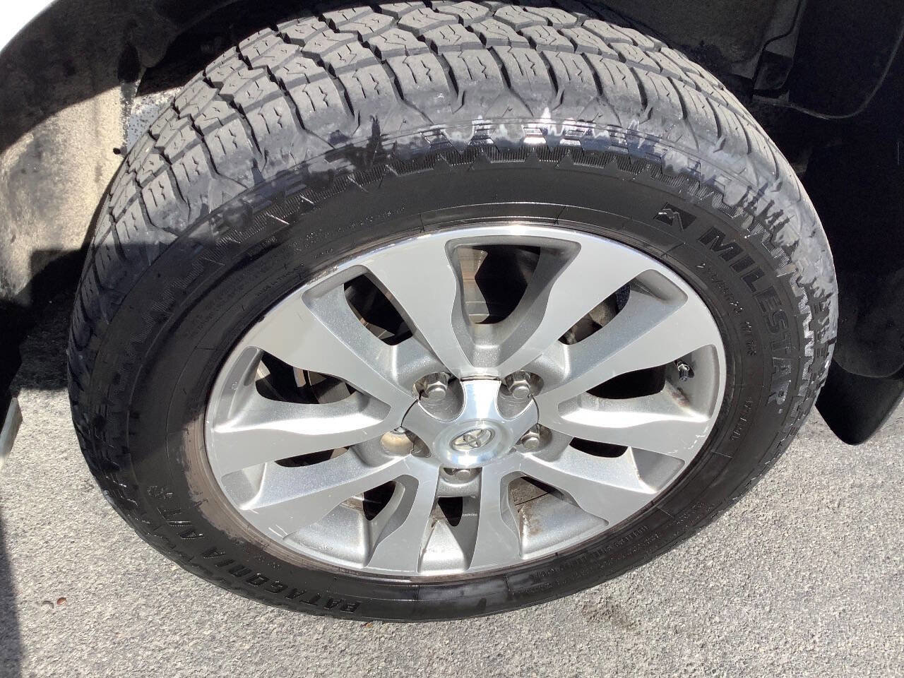 Used 2015 Toyota Sequoia Limited AWD/4WD image 47