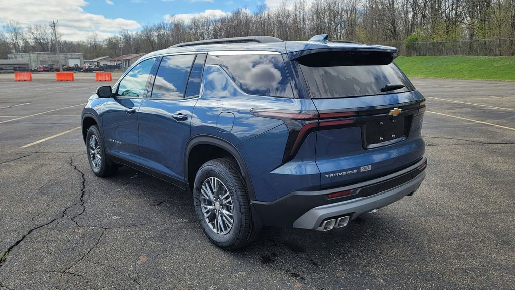 New 2026 Chevrolet Traverse LT image 9