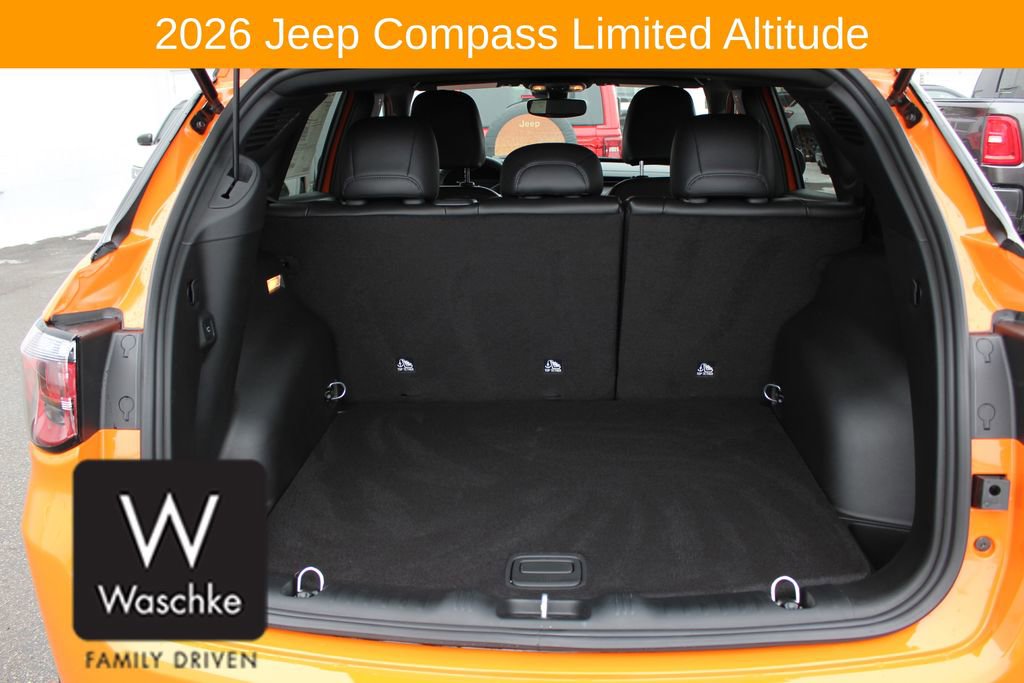 Used 2026 Jeep Compass Limited AWD/4WD image 15