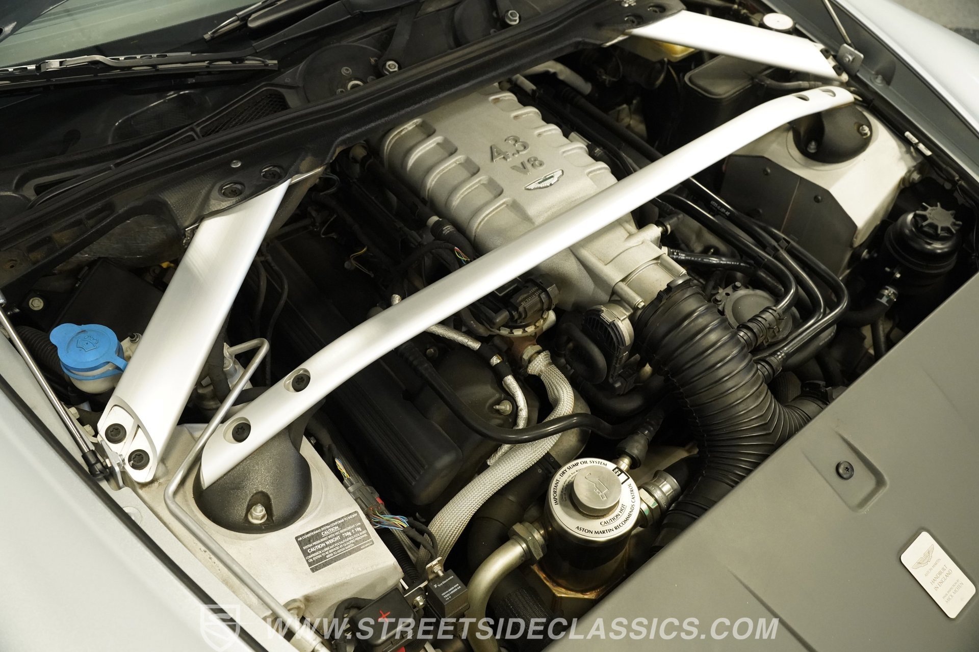 Used 2008 Aston Martin V8 Vantage Roadster image 38