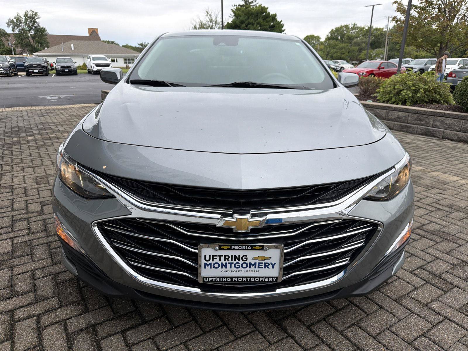 Used 2025 Chevrolet Malibu LS FWD image 8