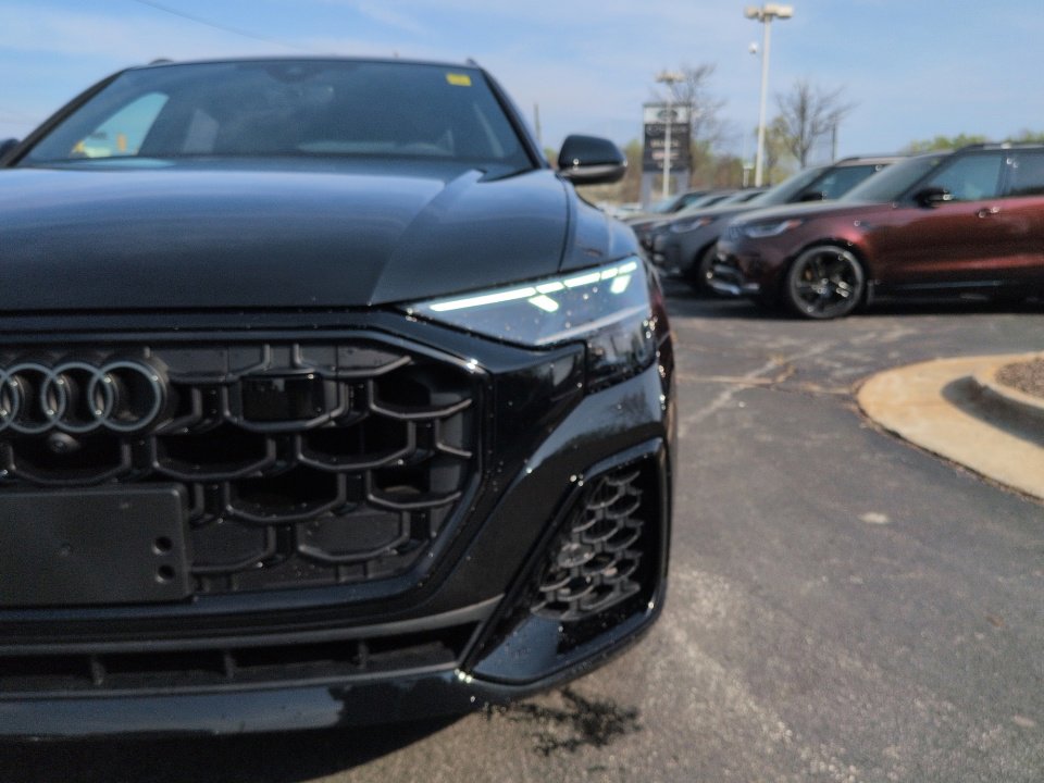 Used 2026 Audi Q8 Premium Plus AWD/4WD image 24