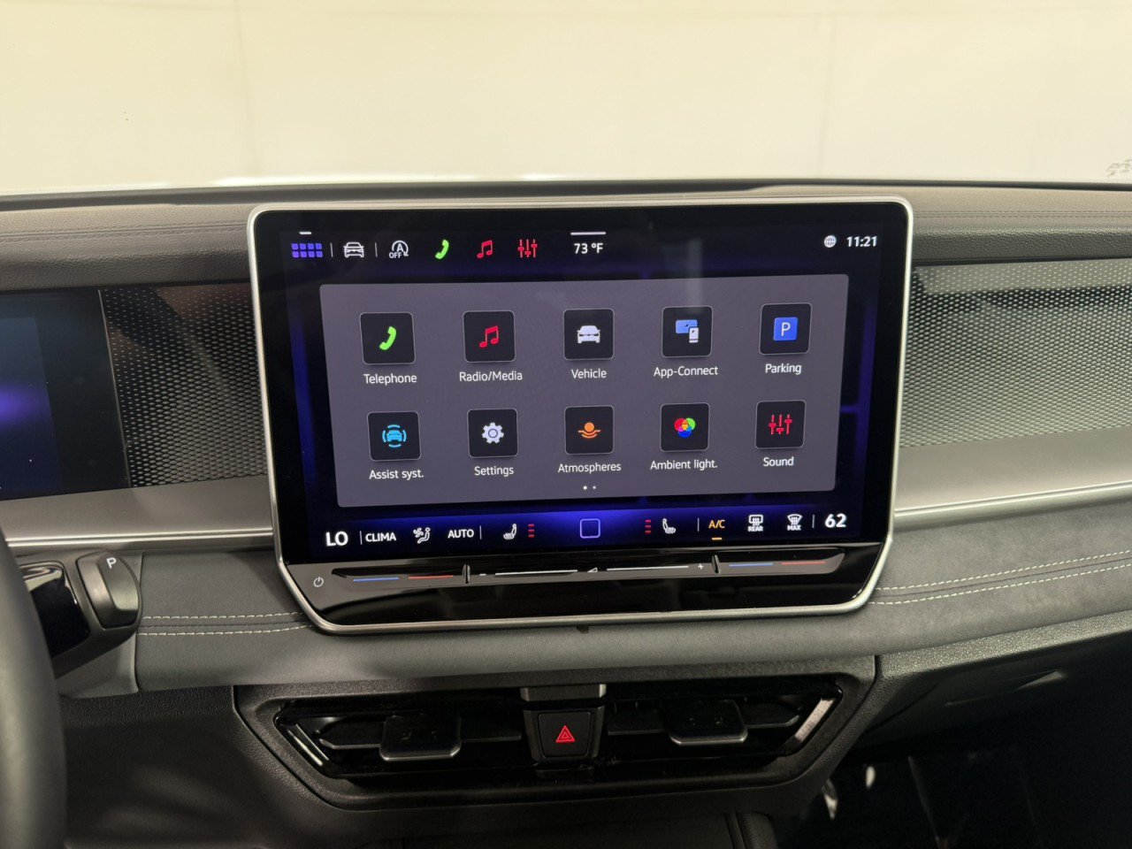 Used 2026 Volkswagen Tiguan SE FWD image 18