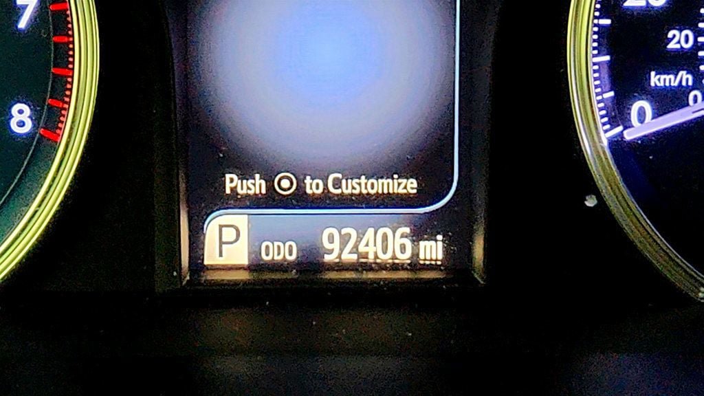Used 2015 Toyota Camry LE FWD image 15