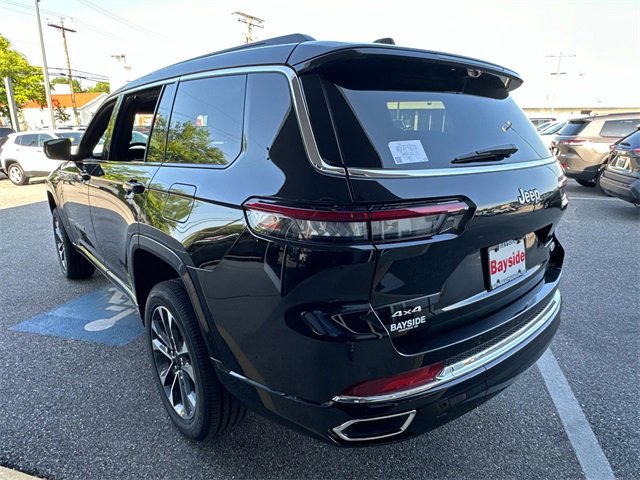 New 2025 Jeep Grand Cherokee L Overland w/ Luxury Tech Group IV image 12