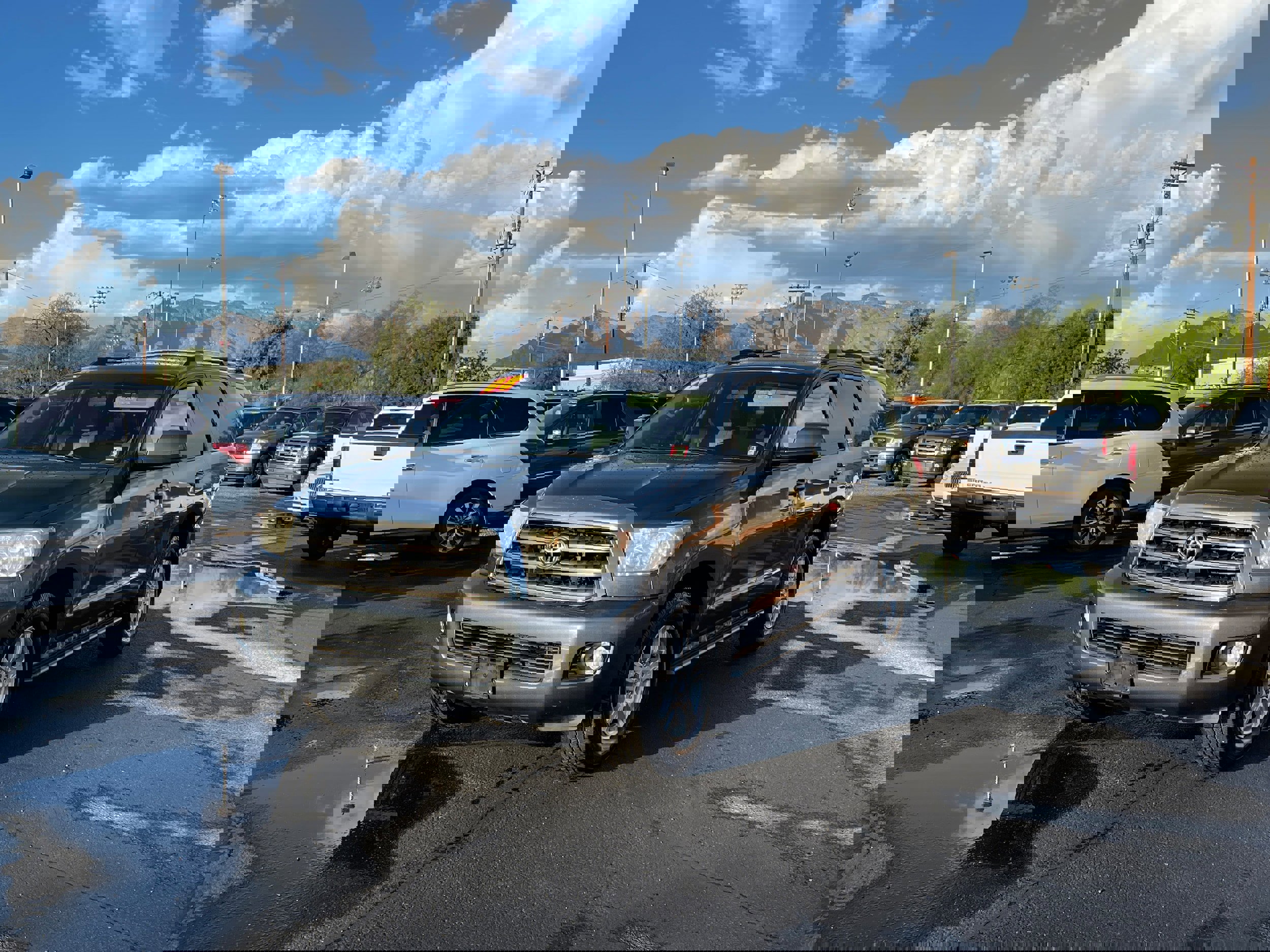 Used 2008 Toyota Sequoia SR5 image 1