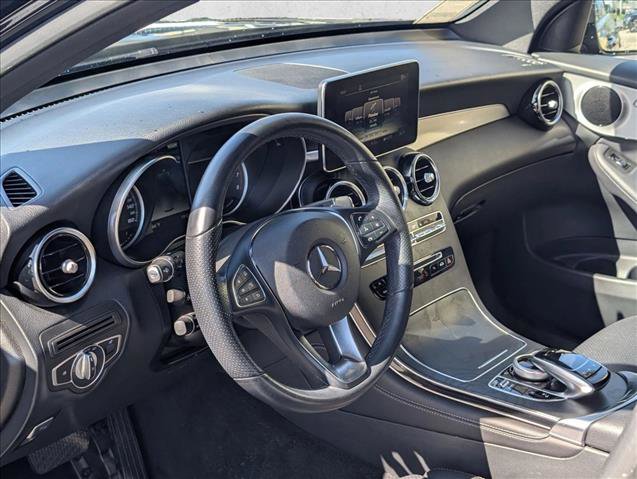 Used 2019 Mercedes-Benz GLC 350e 4MATIC image 10