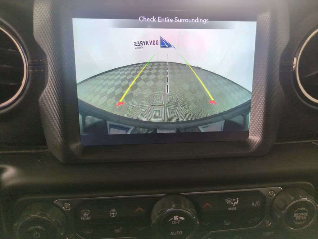 Used 2021 Jeep Wrangler Unlimited Sahara image 23