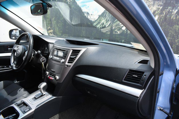 Used 2012 Subaru Outback 2.5i Premium w/ Popular Pkg 1B AWD/4WD image 24