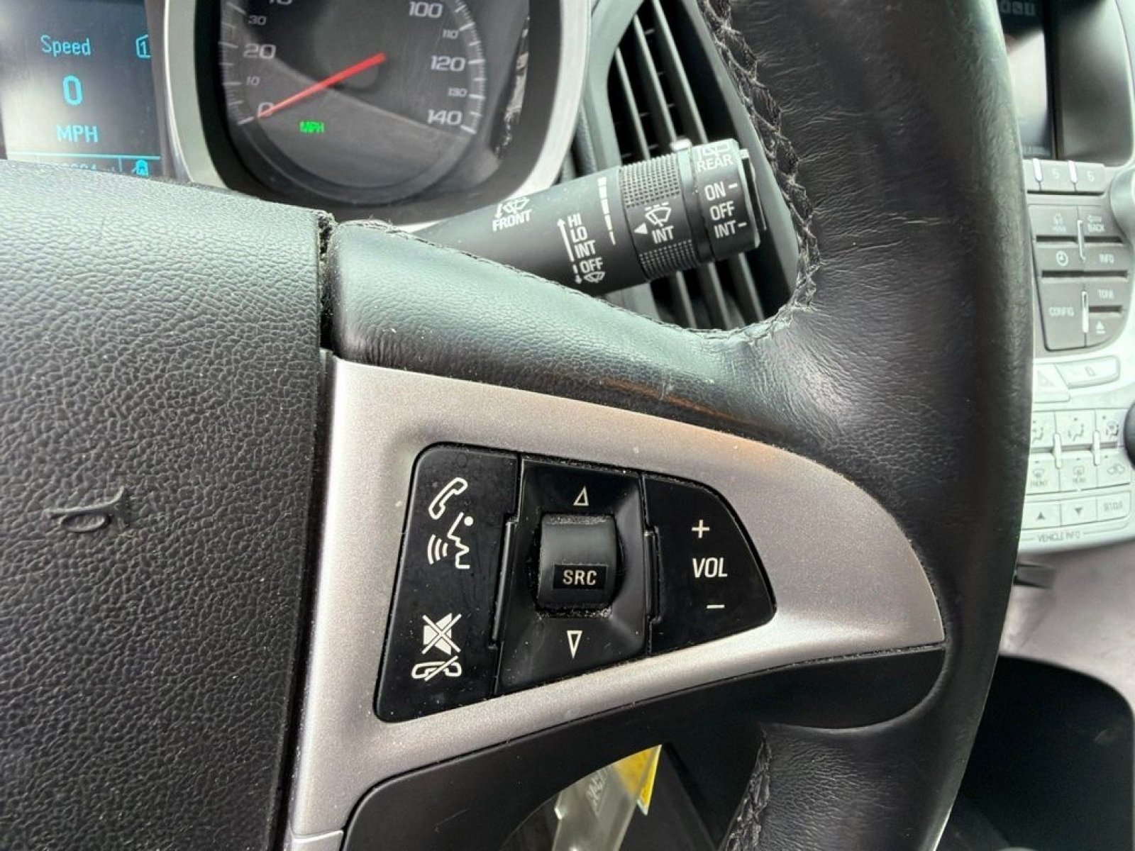 Used 2012 Chevrolet Equinox LT w/ Driver Convenience Package FWD image 17