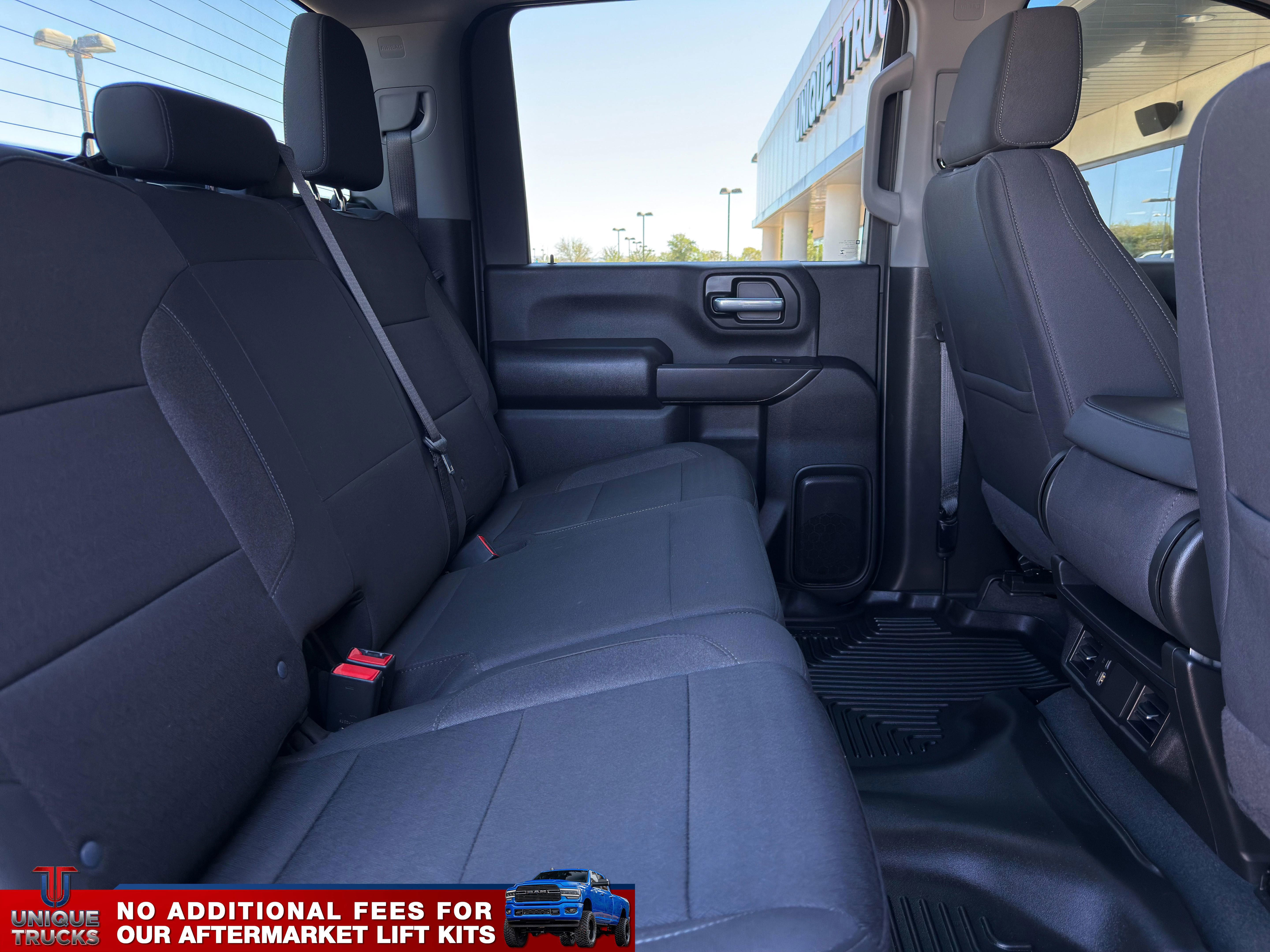 Used 2025 Chevrolet Silverado 2500 Custom w/ Custom Value Package image 25