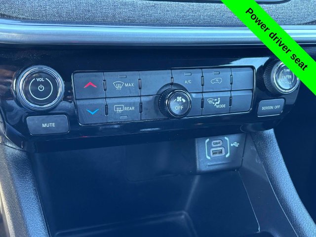 Used 2023 Jeep Compass Latitude AWD/4WD image 18