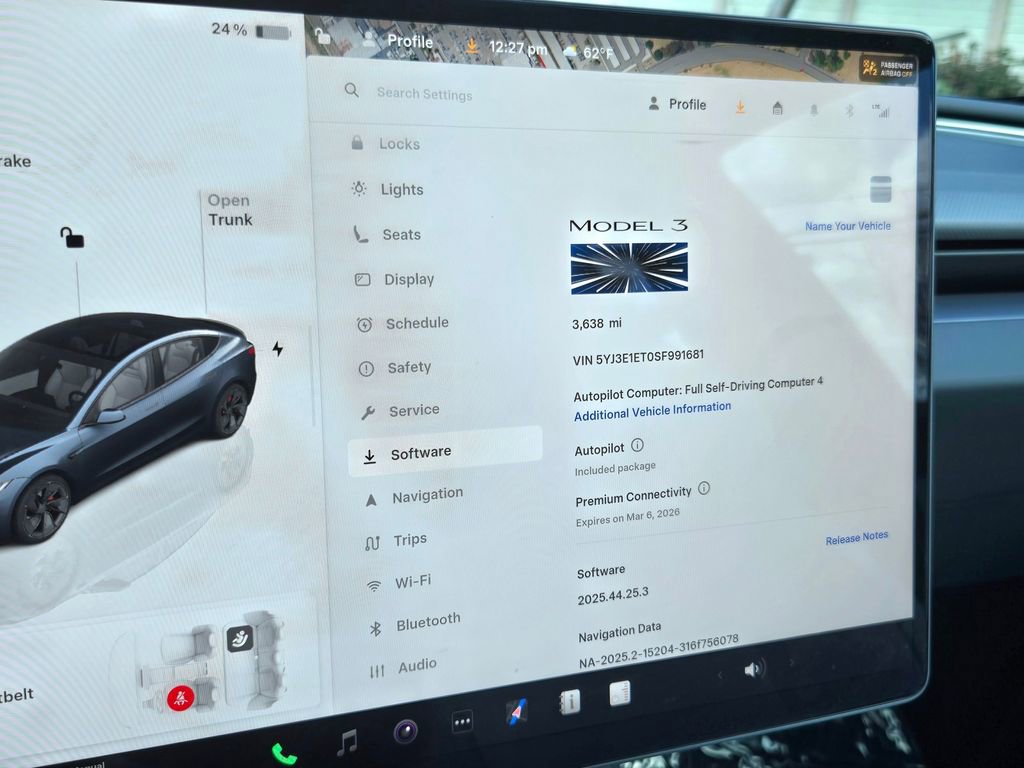 Used 2025 Tesla Model 3 Performance image 24