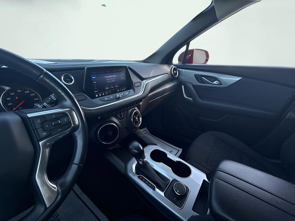 Used 2019 Chevrolet Blazer LT FWD image 19