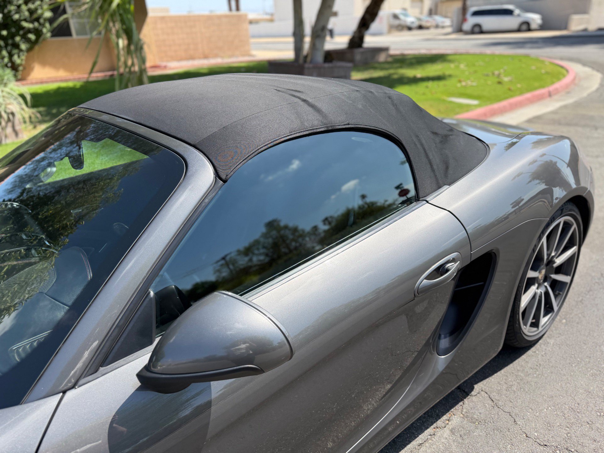 Used 2015 Porsche Boxster S RWD image 17