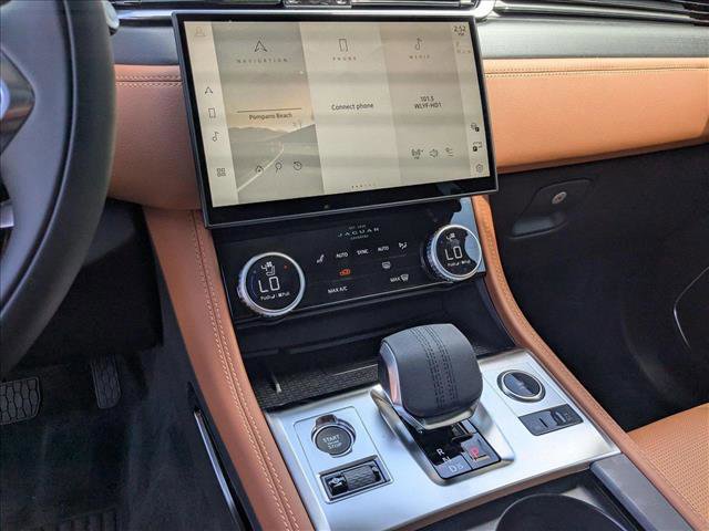 New 2026 Jaguar F-PACE R-Dynamic S image 12