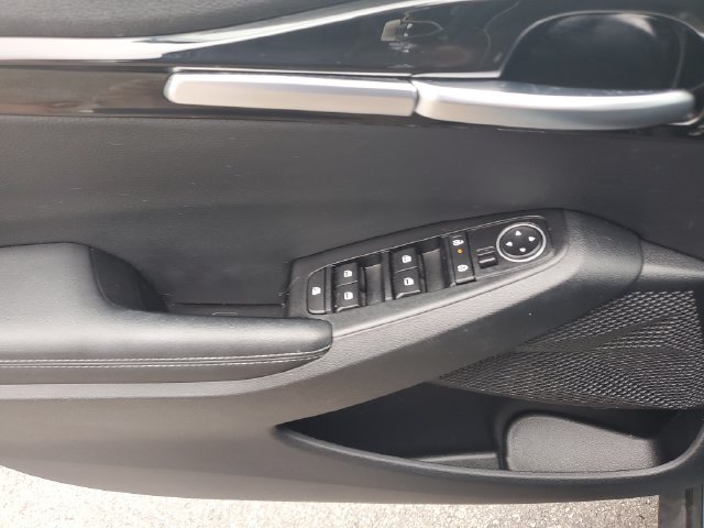 Used 2024 Kia Seltos S FWD image 19