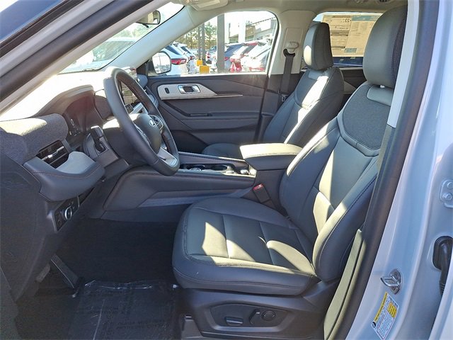 New 2026 Ford Explorer Active w/ Active Comfort Package image 10