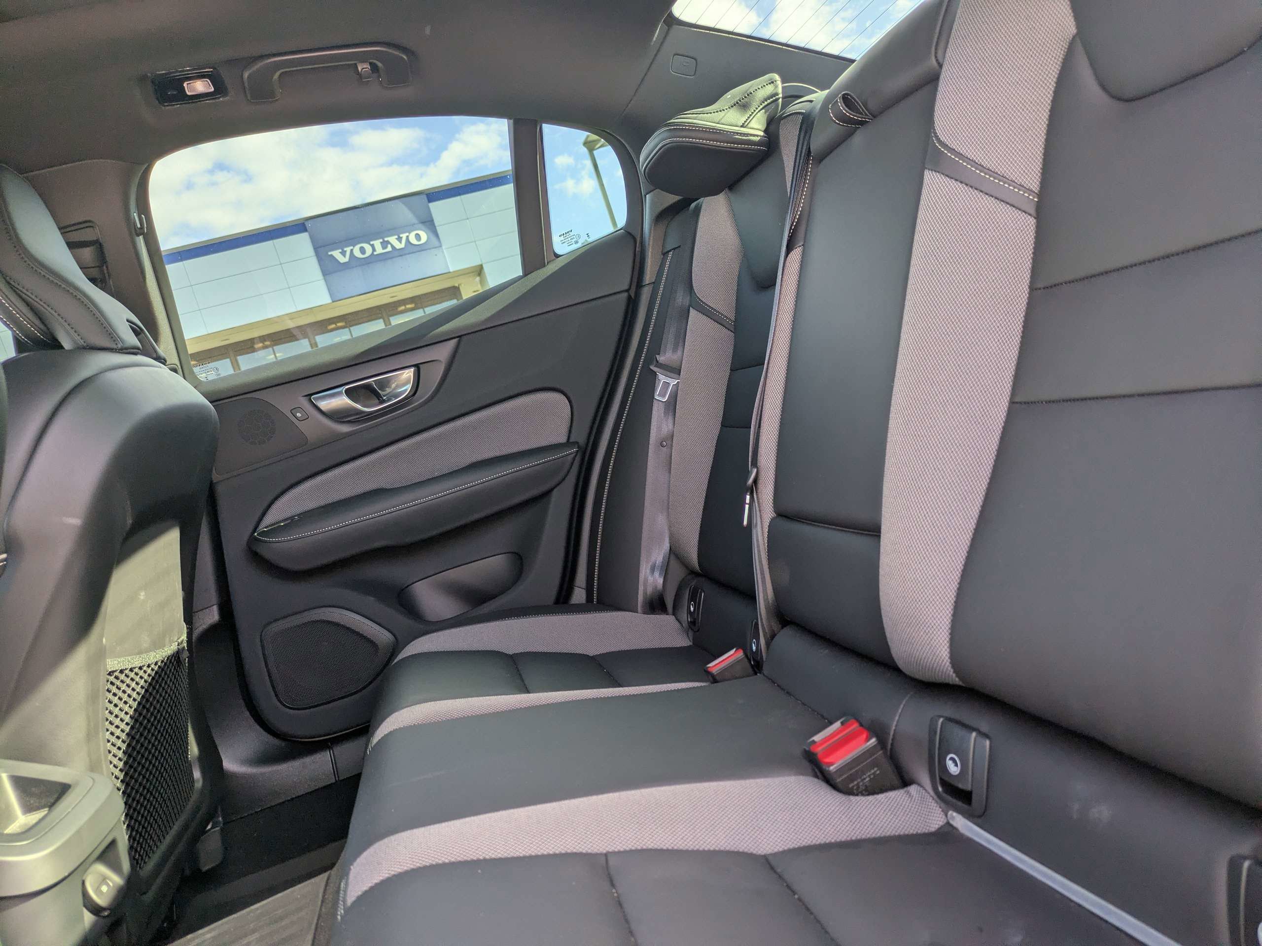 Certified 2024 Volvo S60 B5 Plus w/ Climate Package FWD image 13