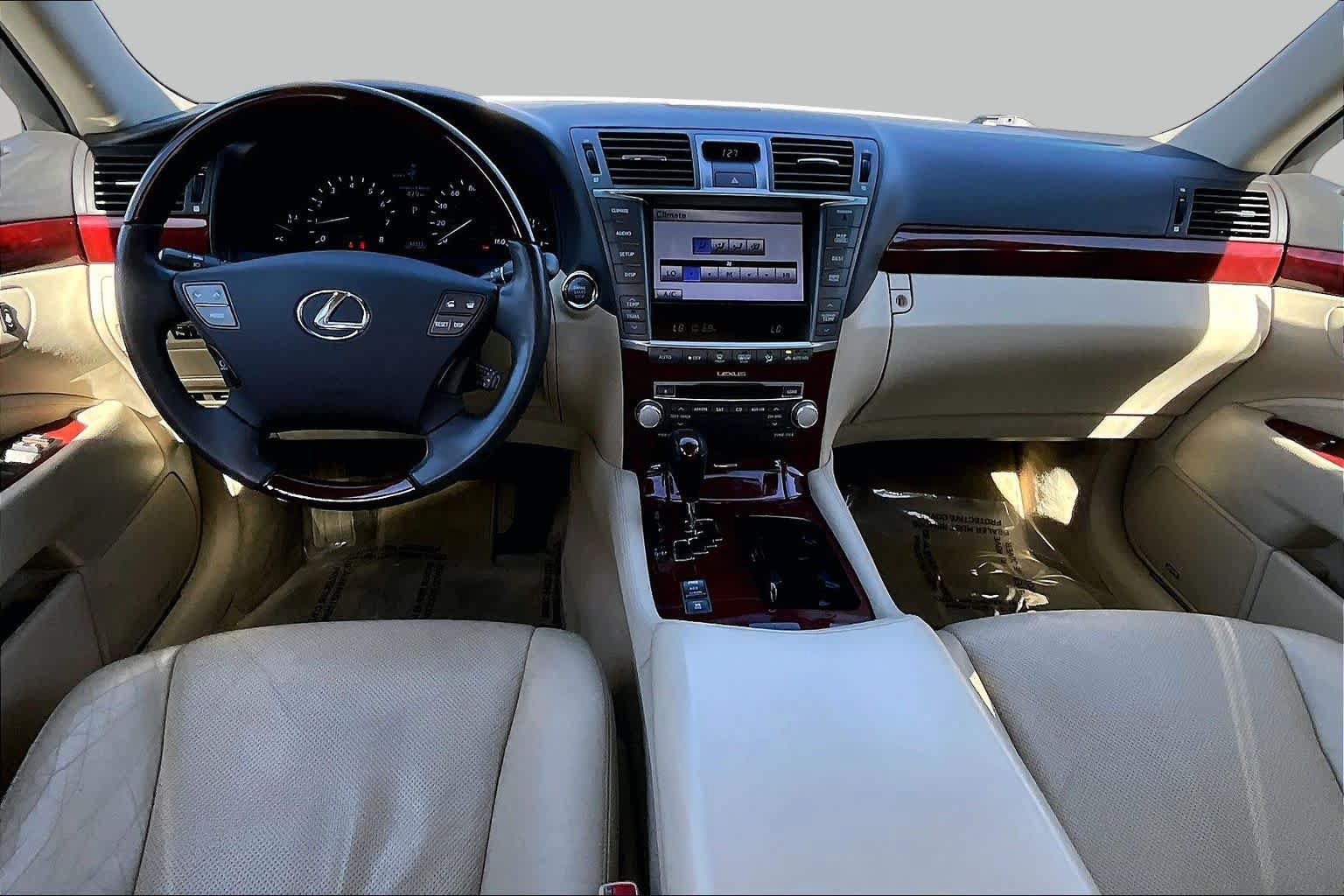 Used 2011 Lexus LS 460 w/ Comfort Pkg RWD image 15
