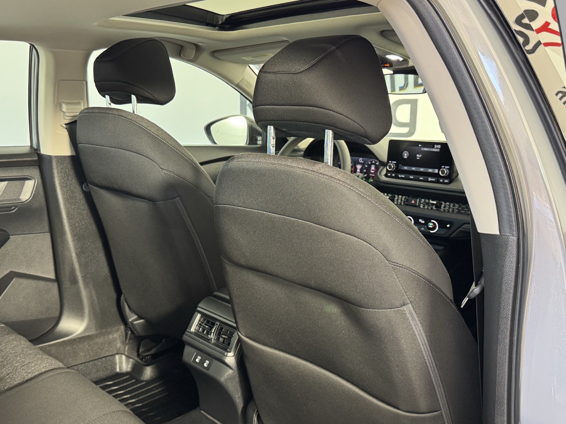 Used 2025 Honda Accord SE image 19