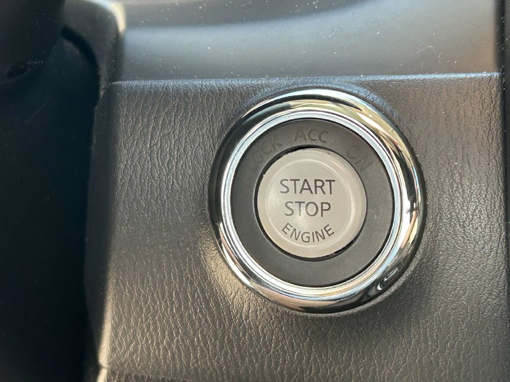 Used 2022 INFINITI QX80 Premium Select w/ All-Season Package RWD image 29