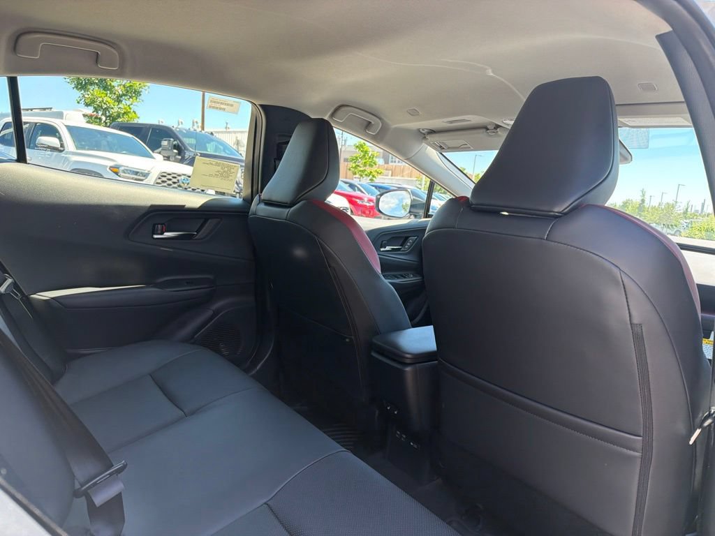 New 2026 Toyota Prius Plug-In Hybrid FWD image 16