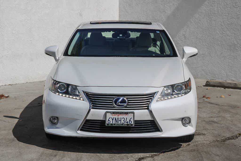 Used 2013 Lexus ES 300h w/ Premium Pkg FWD image 2